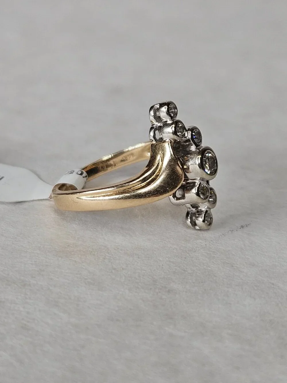 14K Yellow Gold Diamond Offset Vertical Band Cocktail Ring 0.26TCW Size 6.75
